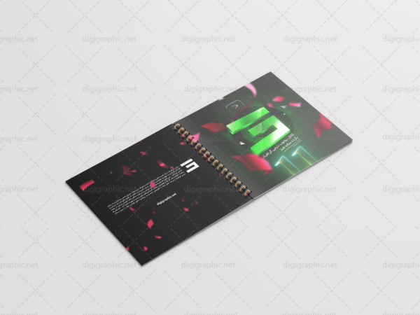 دانلود موکاپ کتاب و کاتالوگ مربع سیمی لایه باز