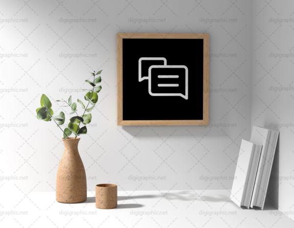 موکاپ قاب عکس چوبی مربع روی دیوار لایه باز
