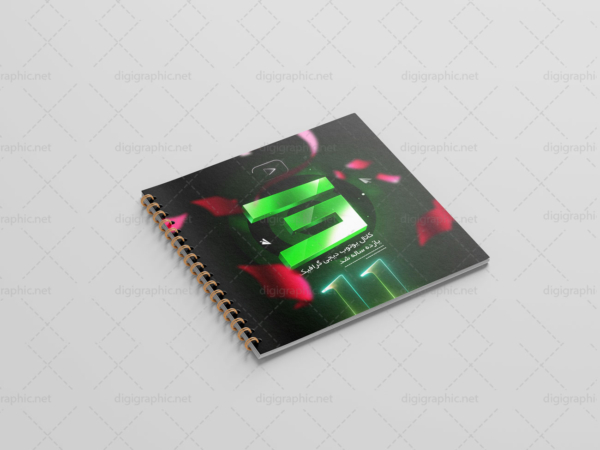 دانلود موکاپ کتاب و کاتالوگ مربع سیمی لایه باز