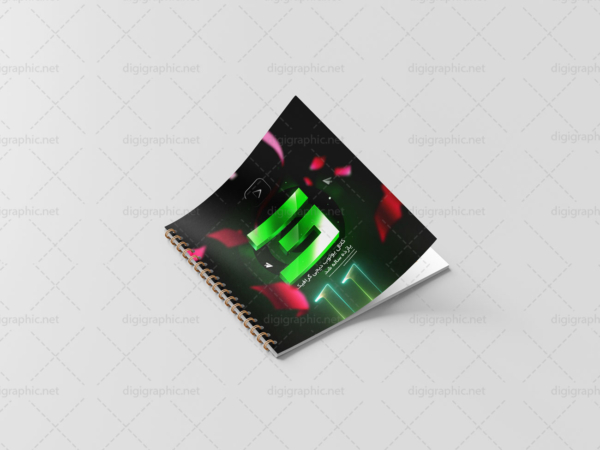 دانلود موکاپ کتاب و کاتالوگ مربع سیمی لایه باز