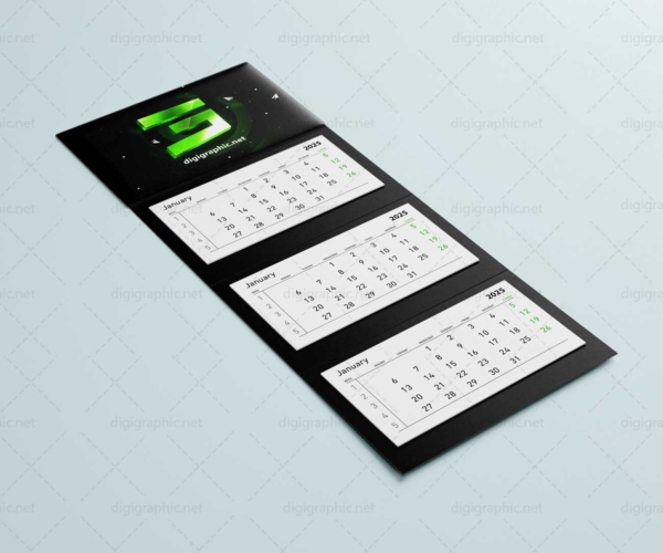 موکاپ تقویم دیواری سه تکه بزرگ لایه باز