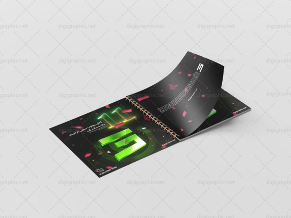 دانلود موکاپ کتاب و کاتالوگ مربع سیمی لایه باز